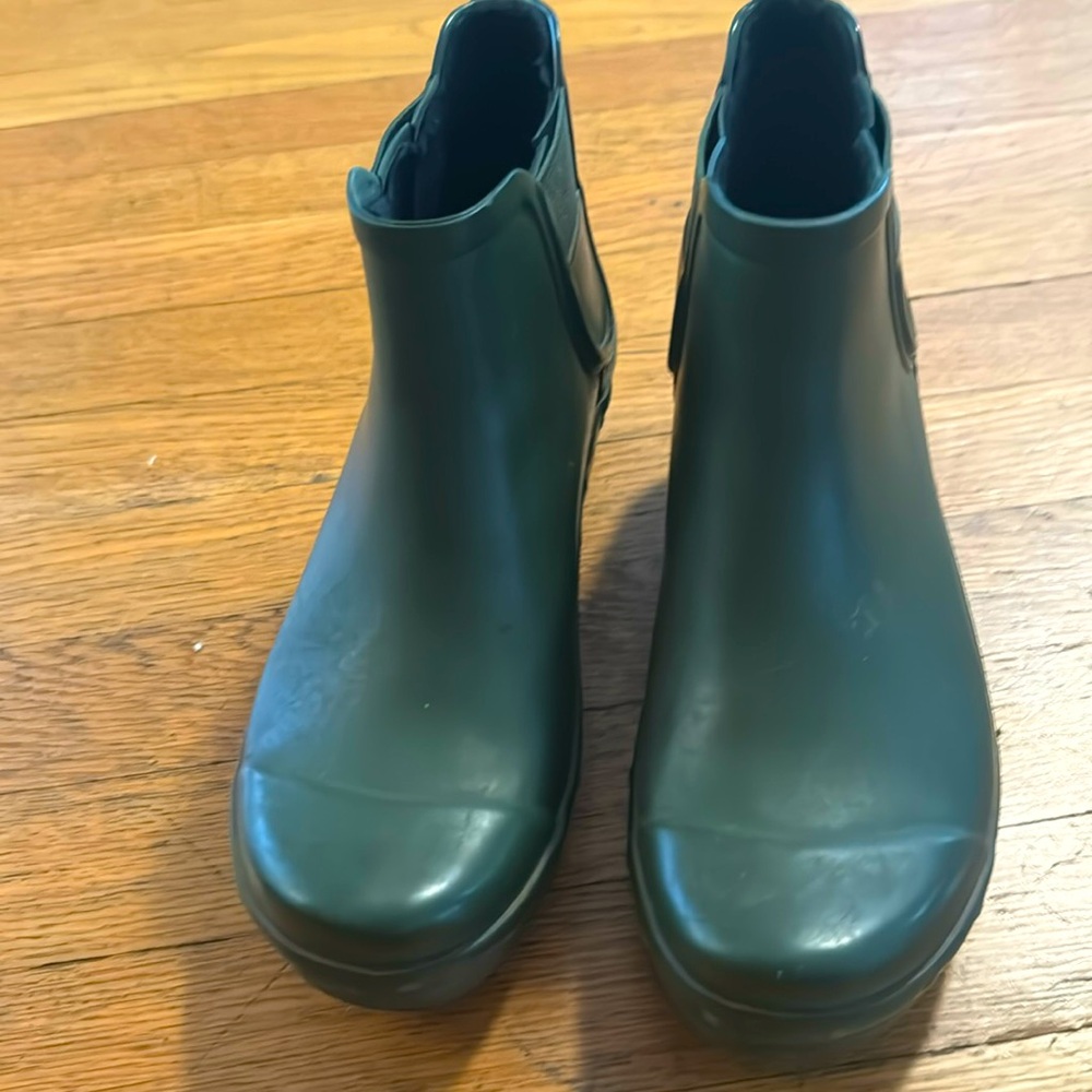Dansko rain boots size 37